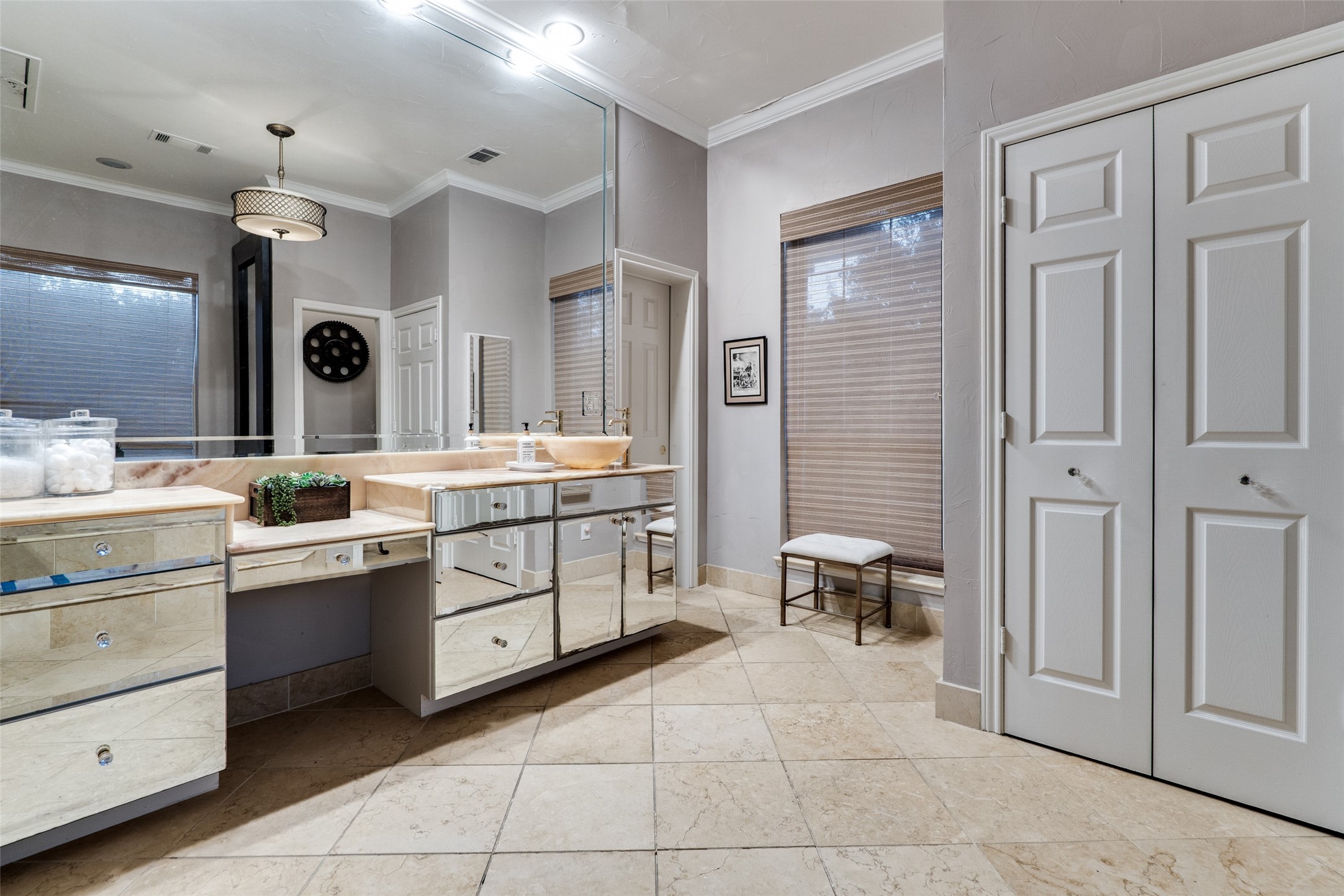 6623 Briarhaven Drive Dallas TX 75240