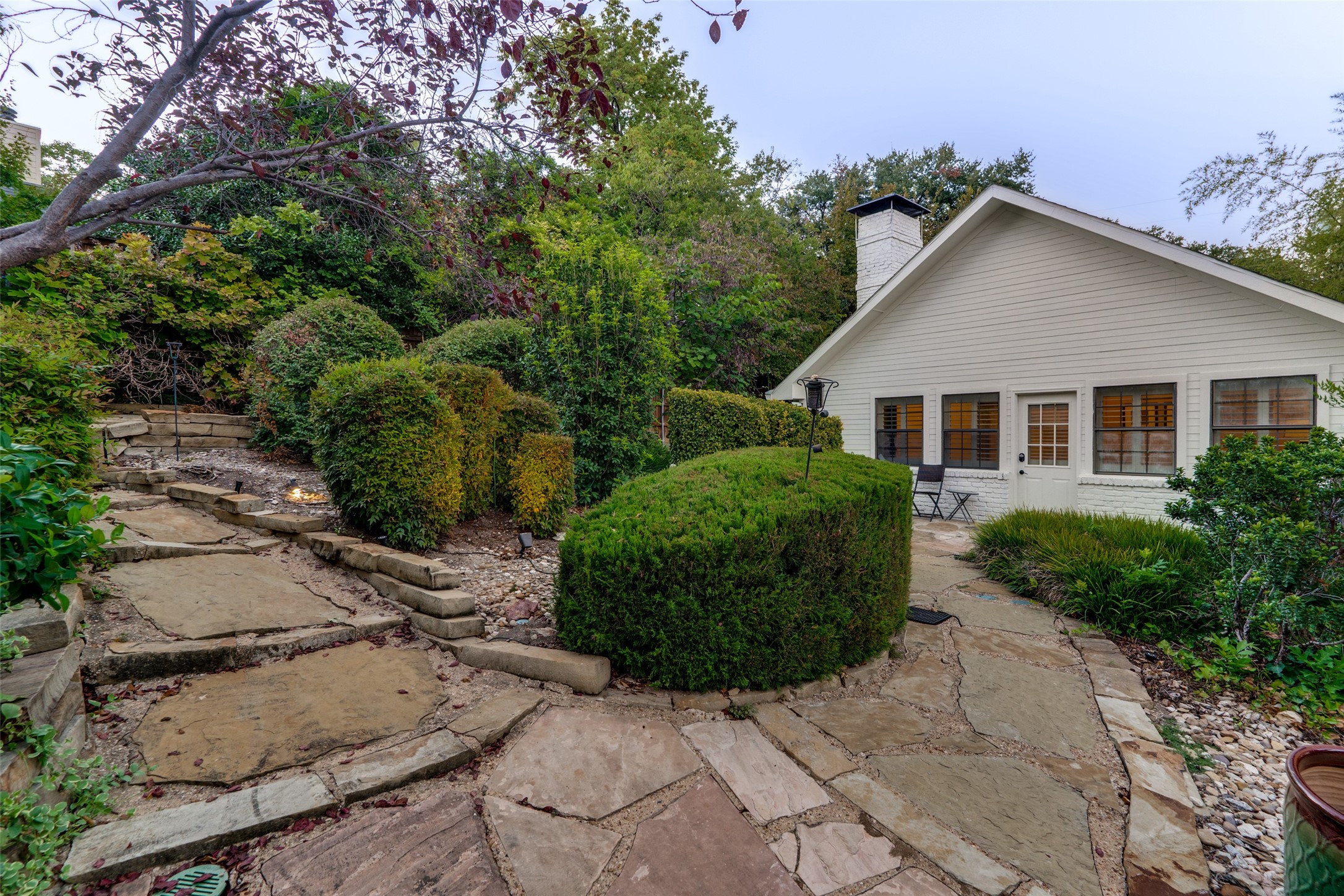6623 Briarhaven Drive Dallas TX 75240