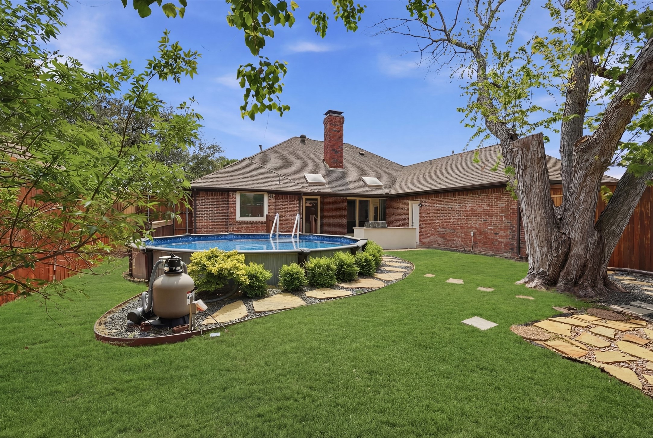6211 Crested Butte Drive Dallas TX 75252