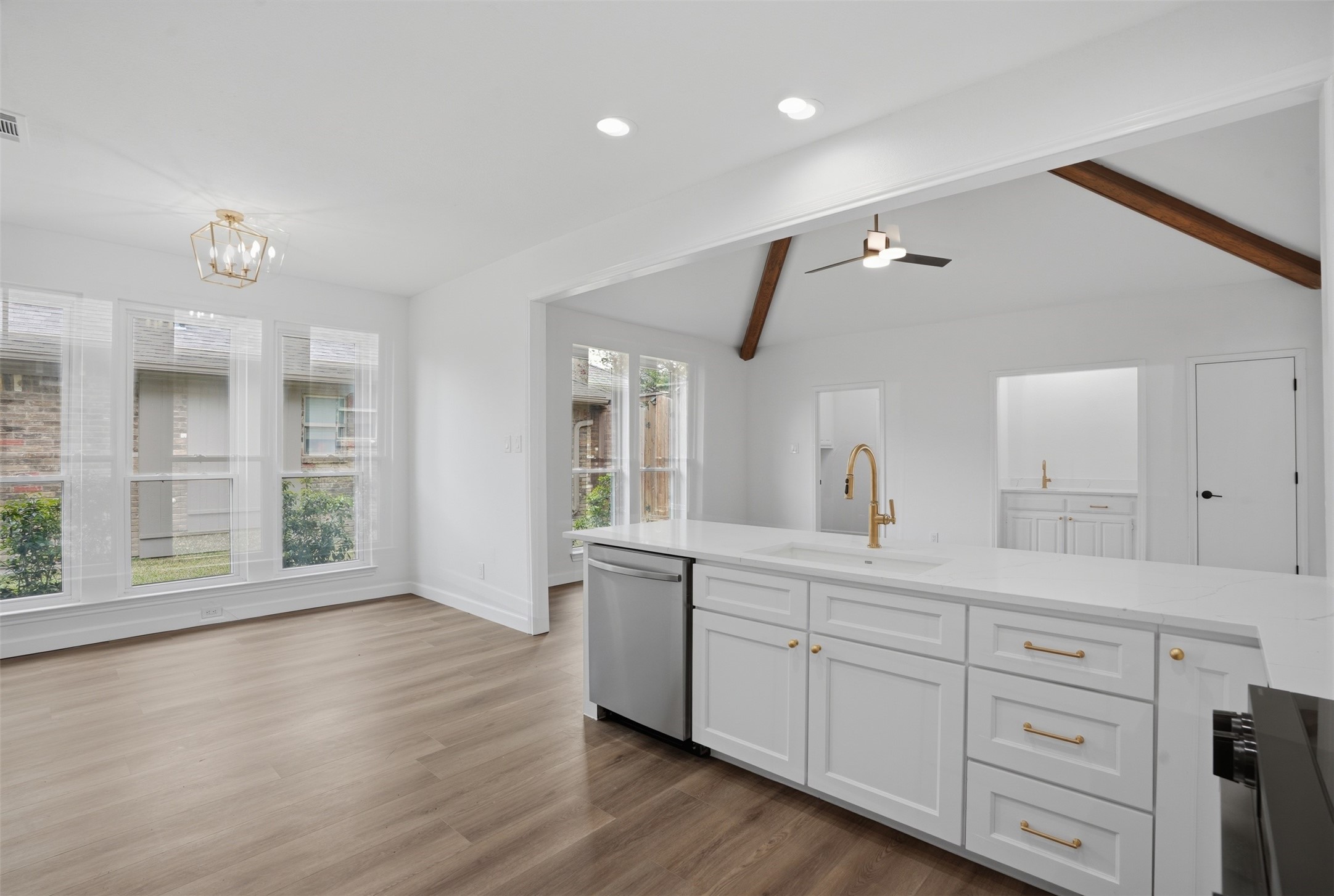 6211 Crested Butte Drive Dallas TX 75252