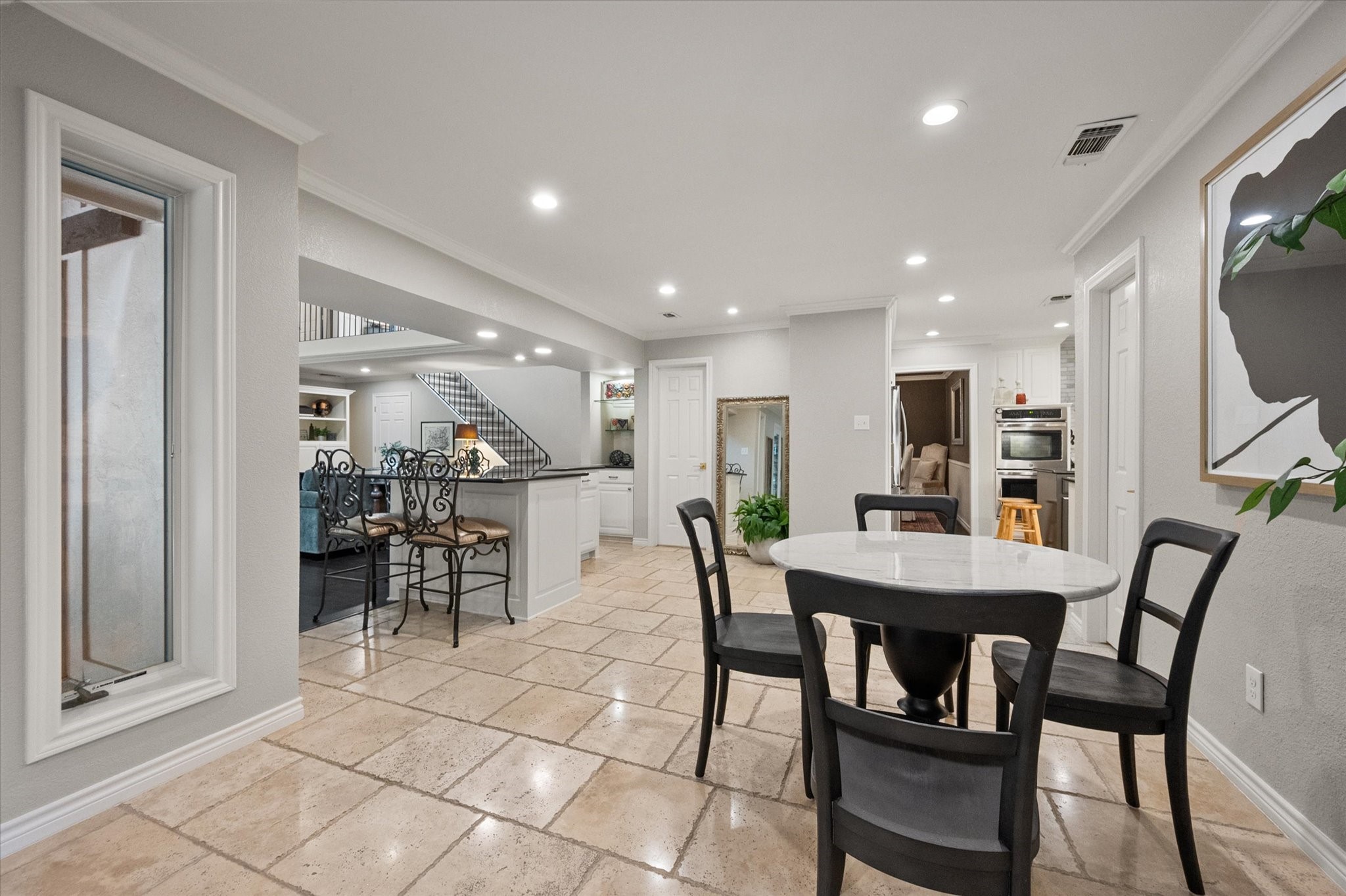 907 Loch Lomond Drive Arlington TX 76012