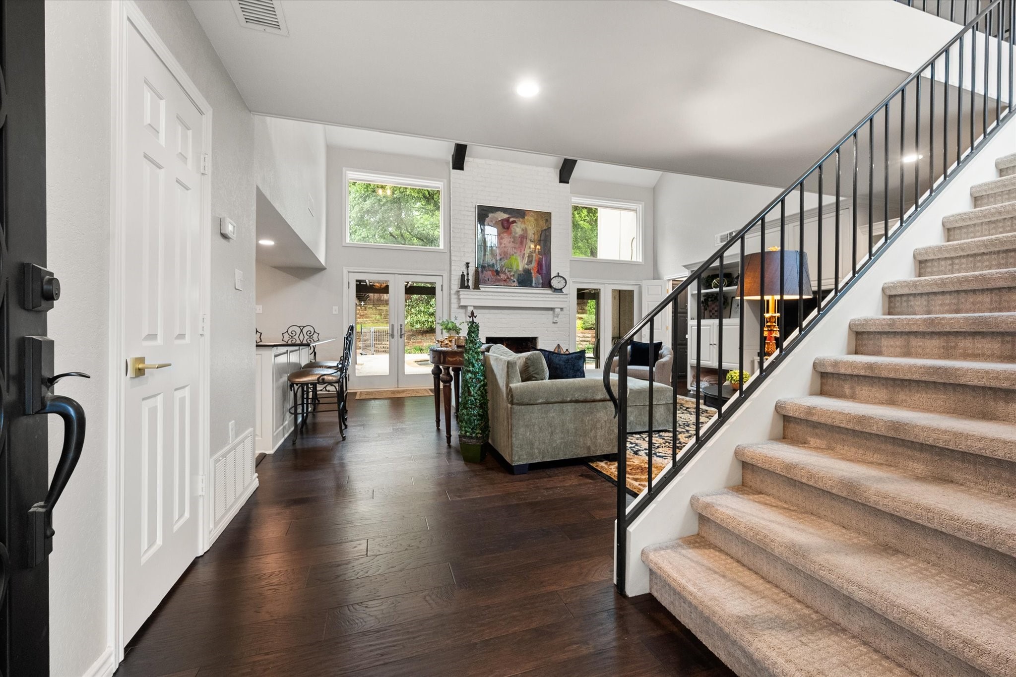 907 Loch Lomond Drive Arlington TX 76012