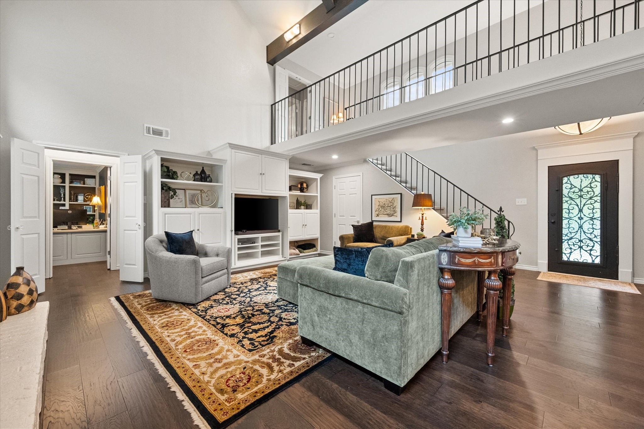 907 Loch Lomond Drive Arlington TX 76012