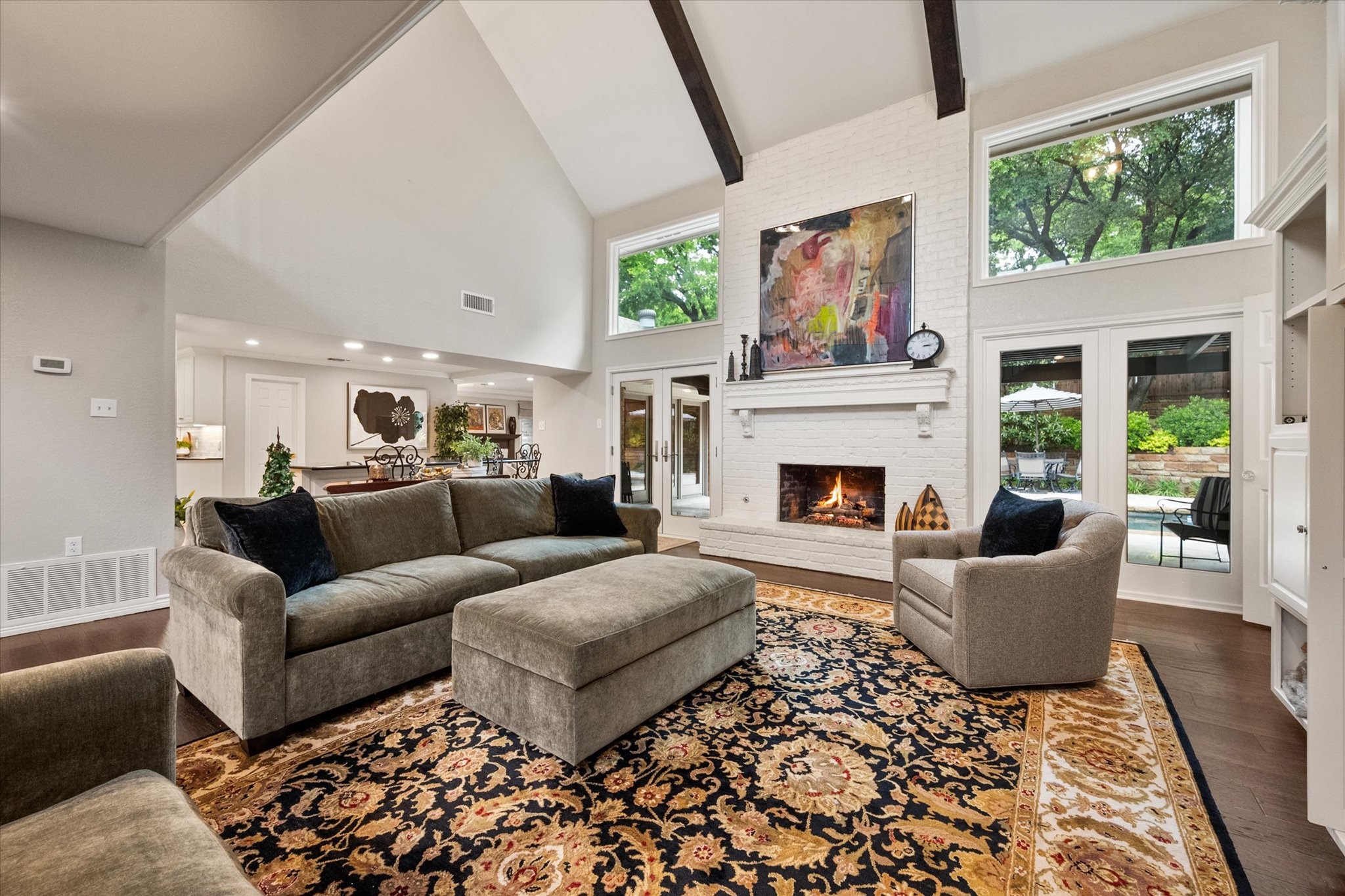 907 Loch Lomond Drive Arlington TX 76012