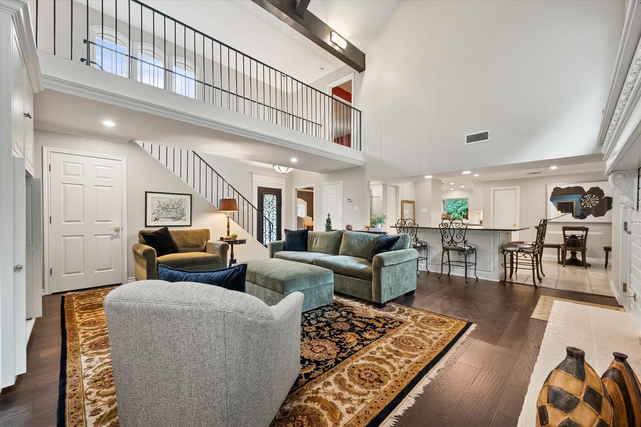907 Loch Lomond Drive Arlington TX 76012