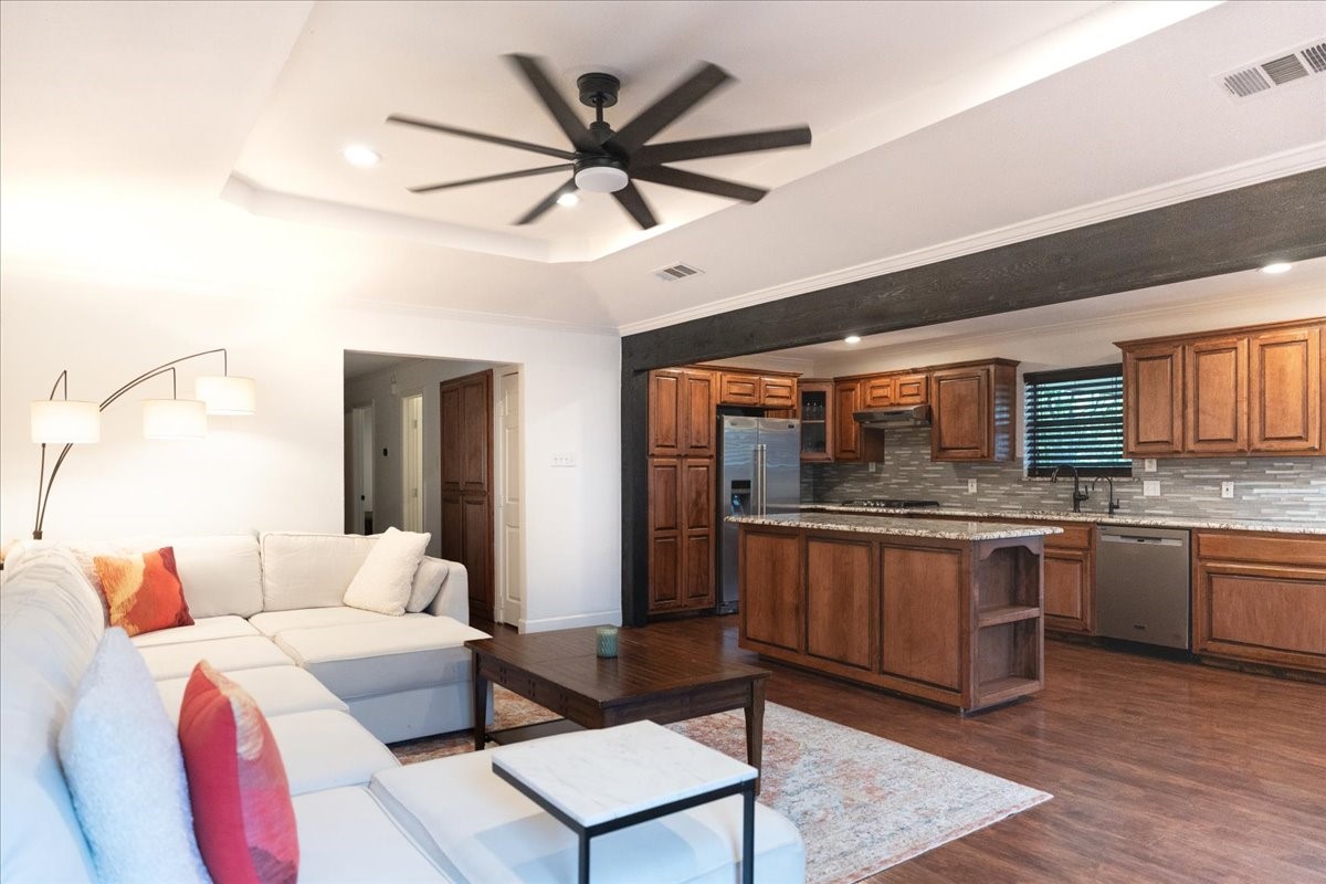 504 Bluebird Lane Red Oak TX 75154