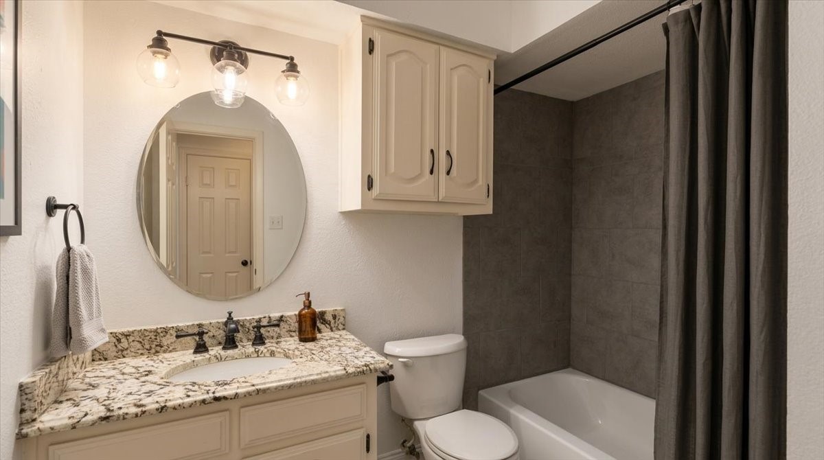 504 Bluebird Lane Red Oak TX 75154