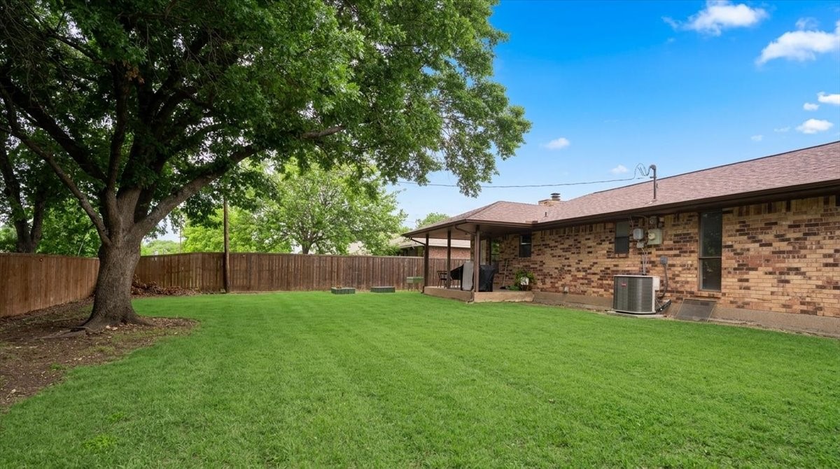 504 Bluebird Lane Red Oak TX 75154