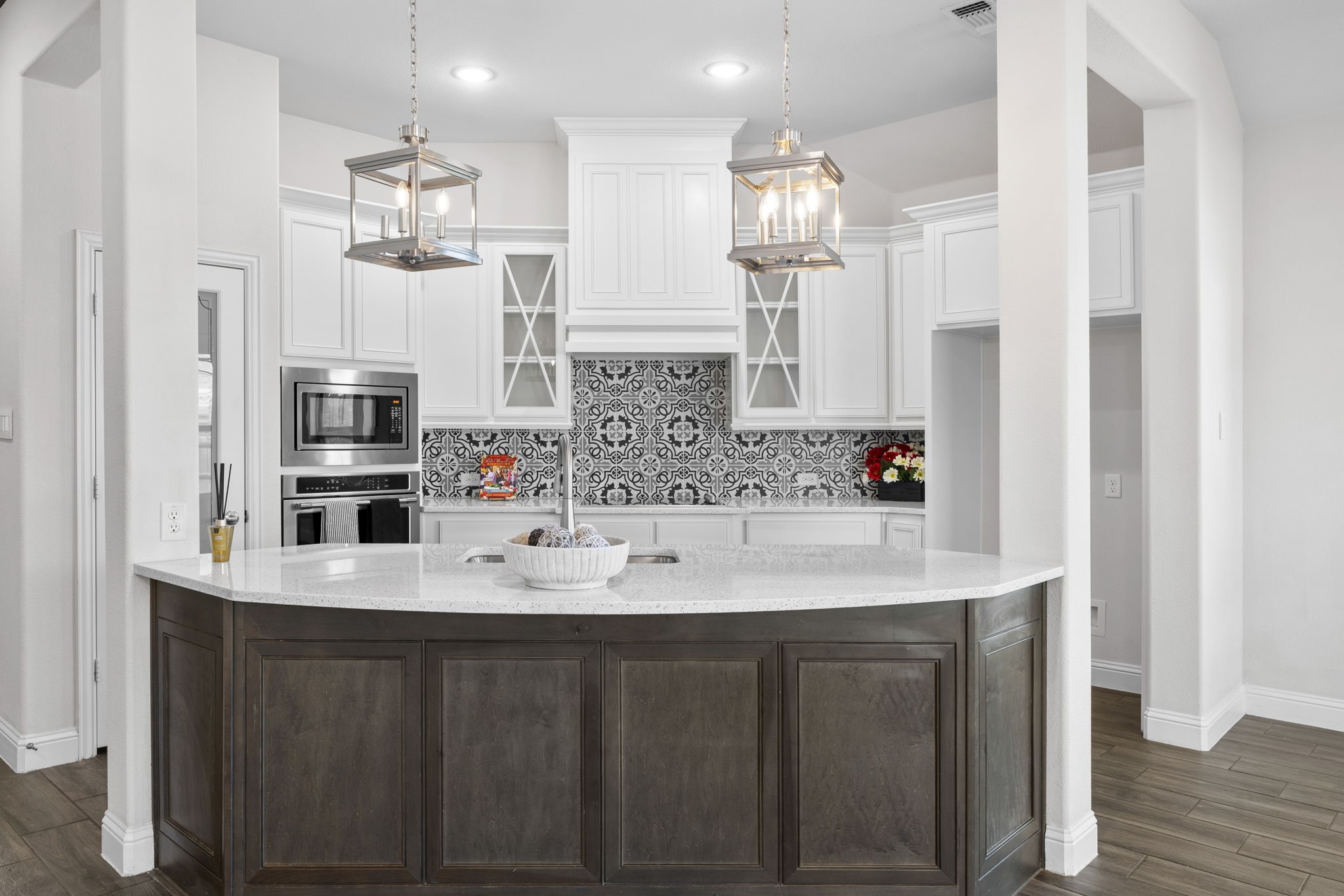 1209 Rushmore Drive Burleson TX 76028