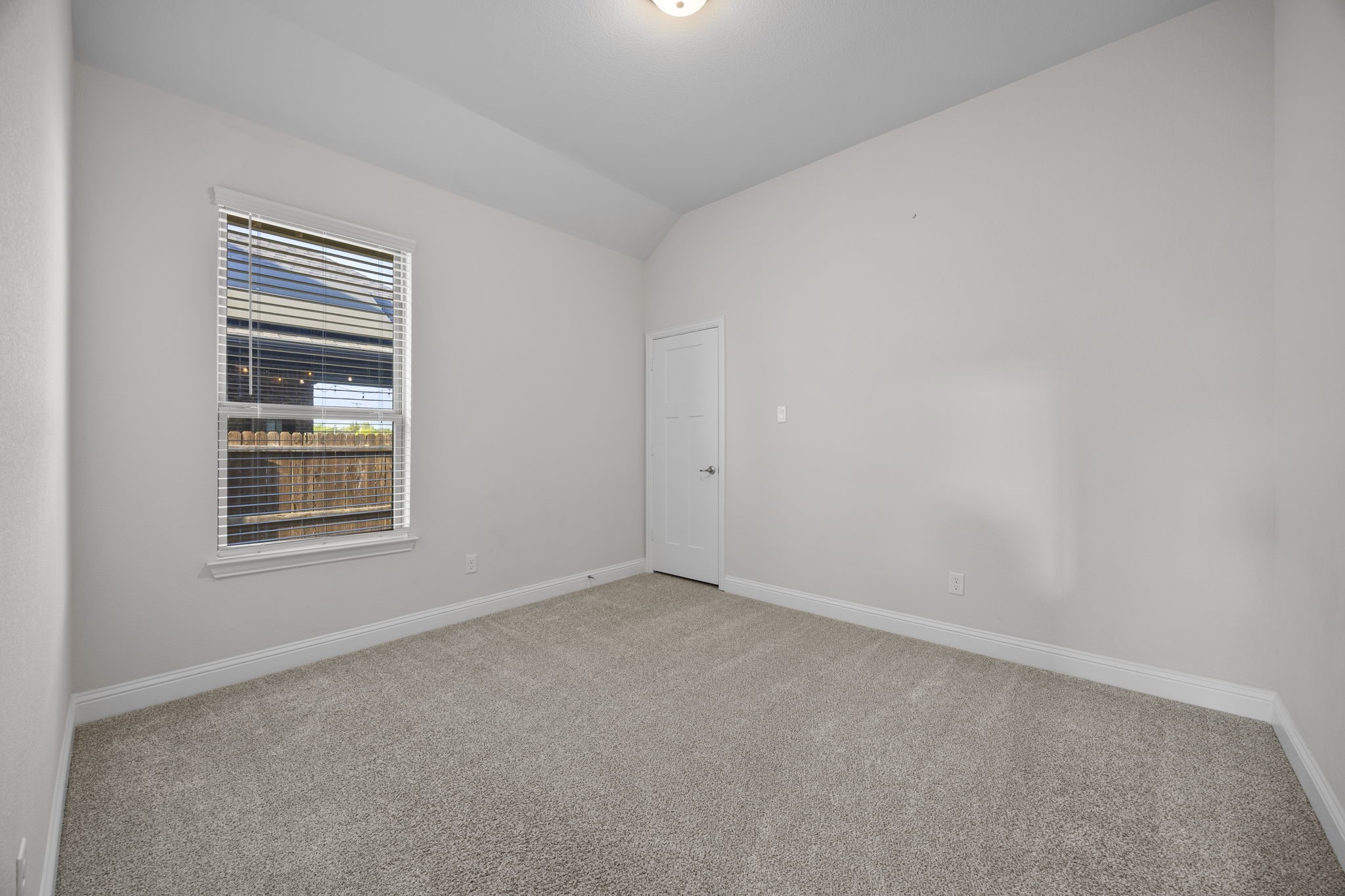 1209 Rushmore Drive Burleson TX 76028