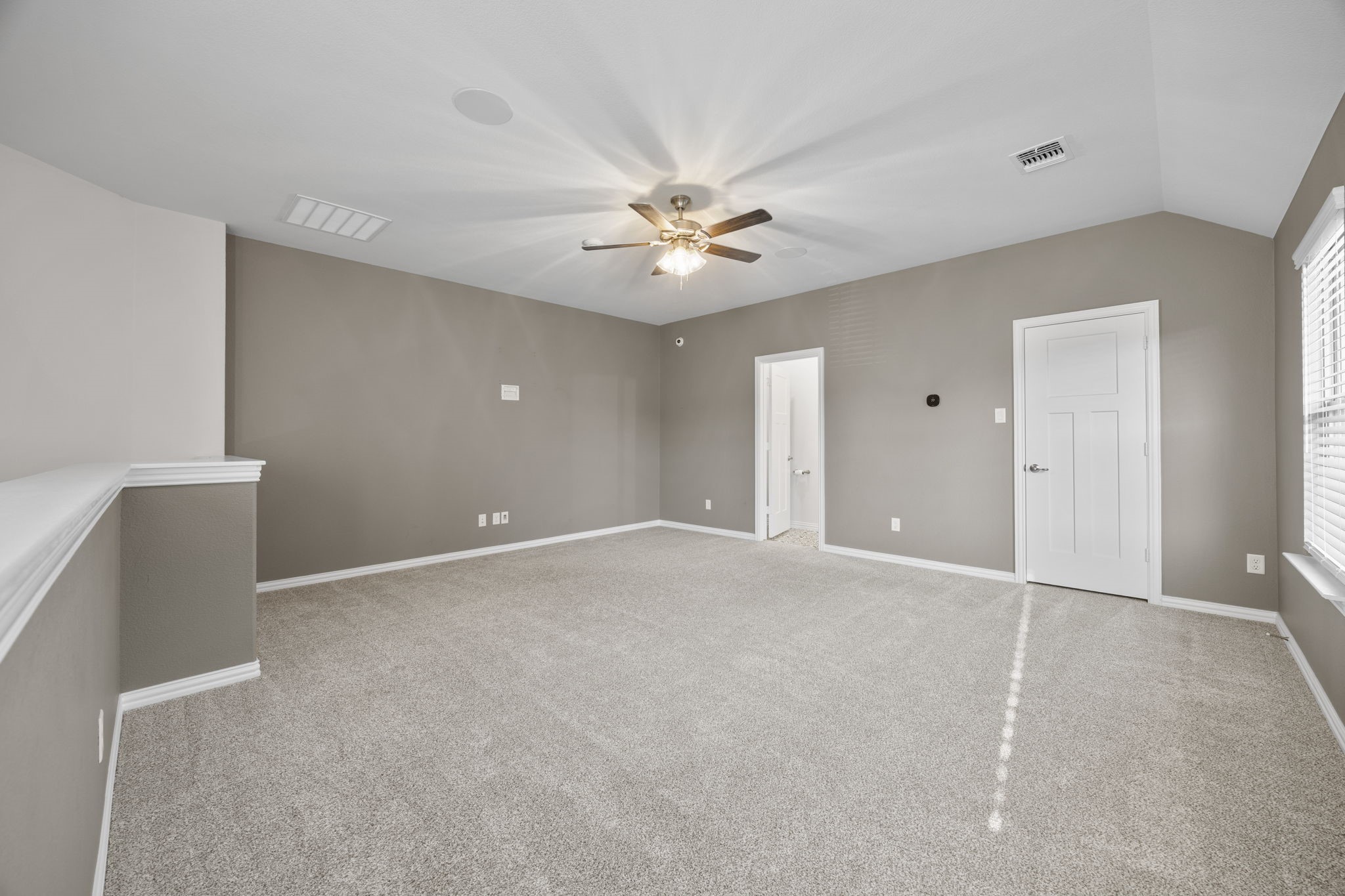 1209 Rushmore Drive Burleson TX 76028