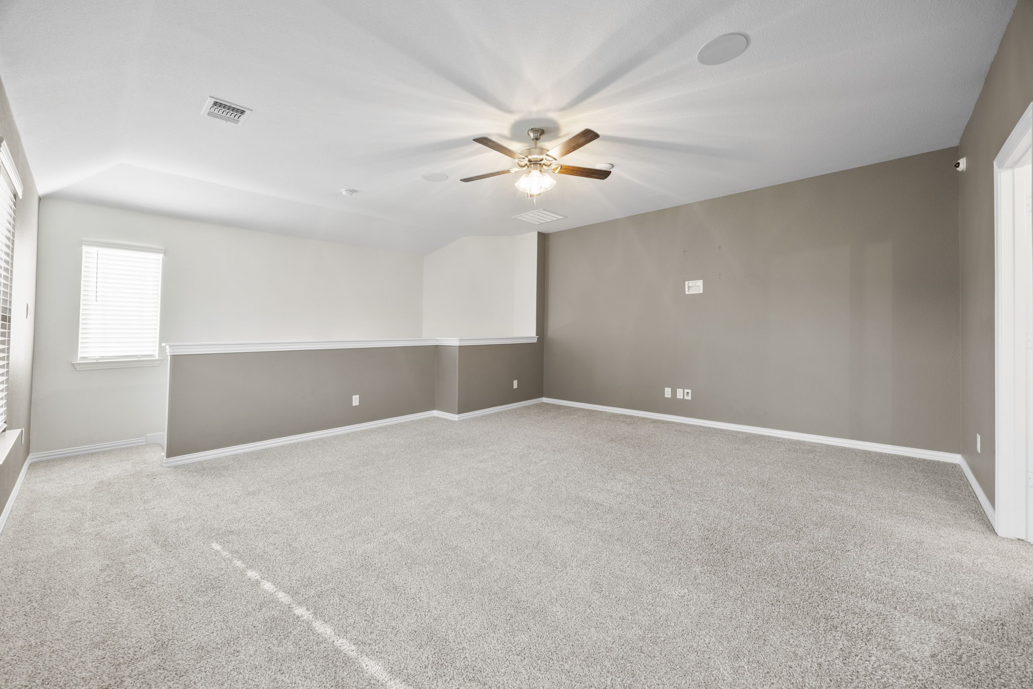 1209 Rushmore Drive Burleson TX 76028