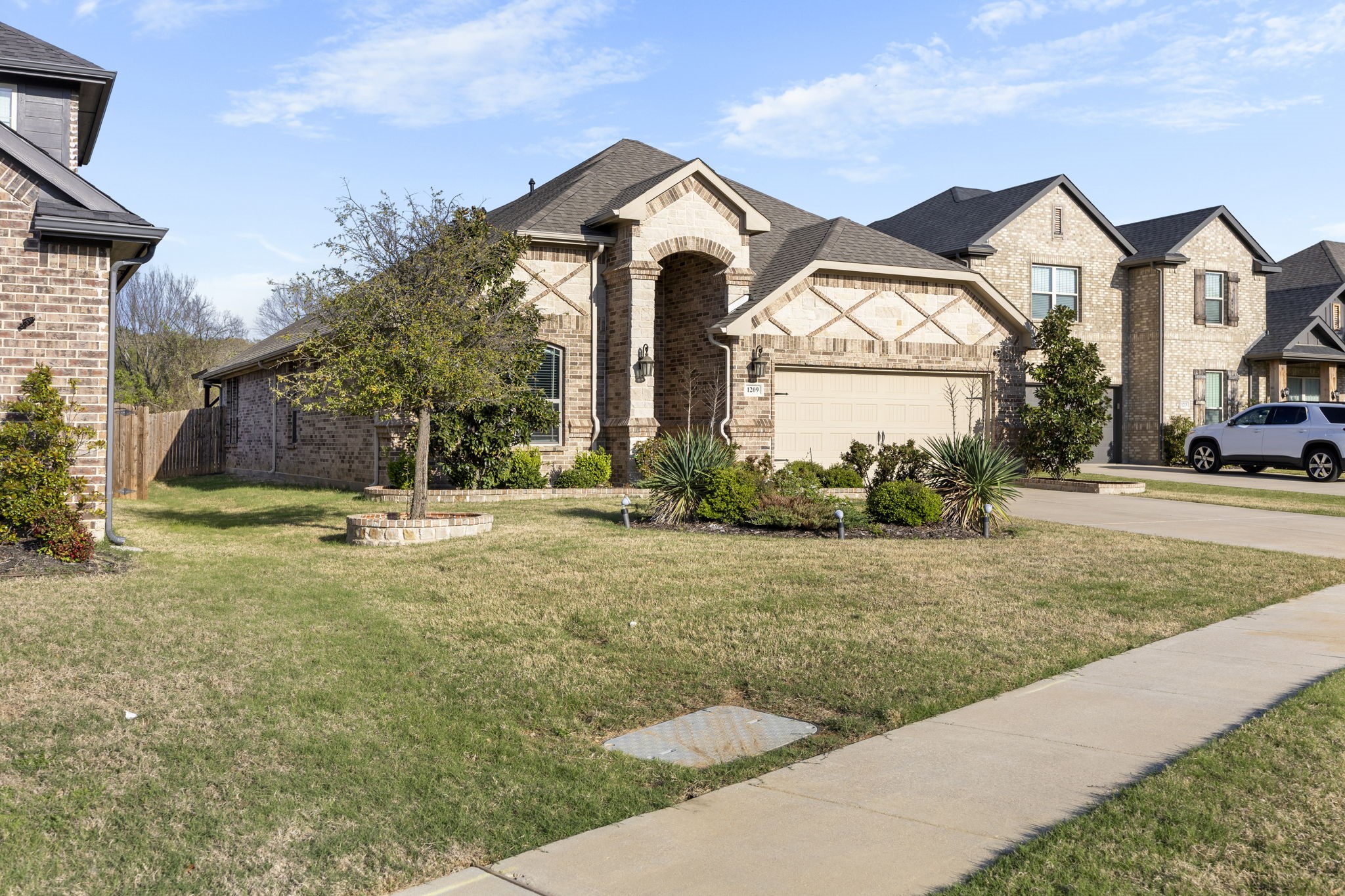 1209 Rushmore Drive Burleson TX 76028