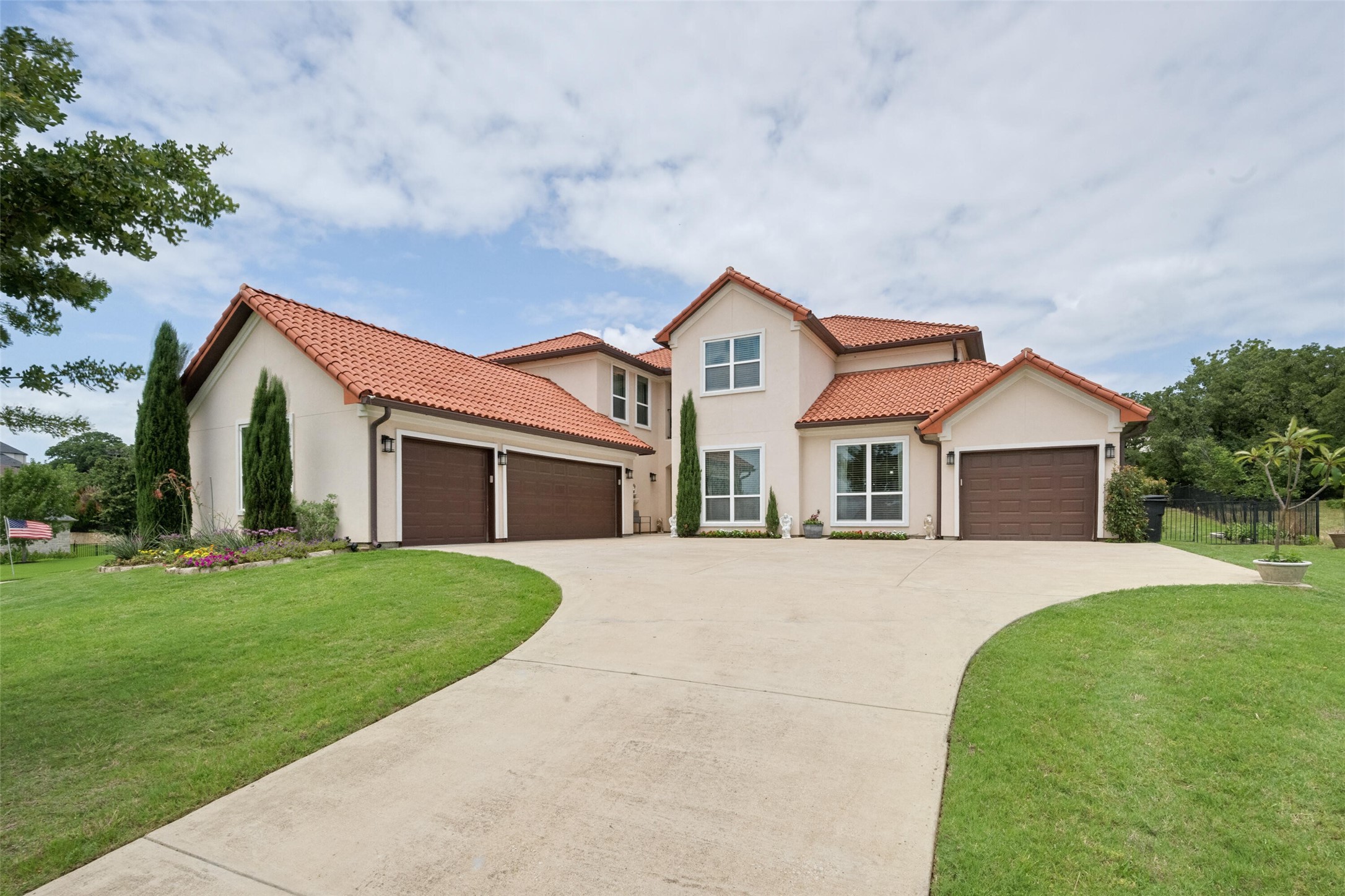 2501 Oak Bluff Drive Corinth TX 76210
