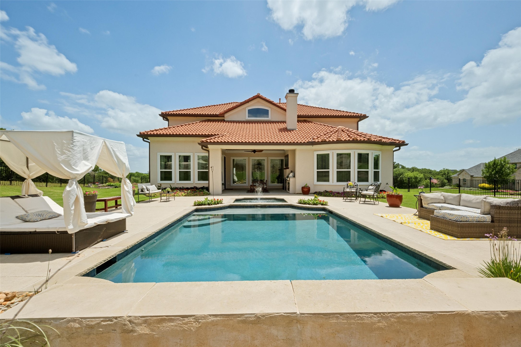 2501 Oak Bluff Drive Corinth TX 76210
