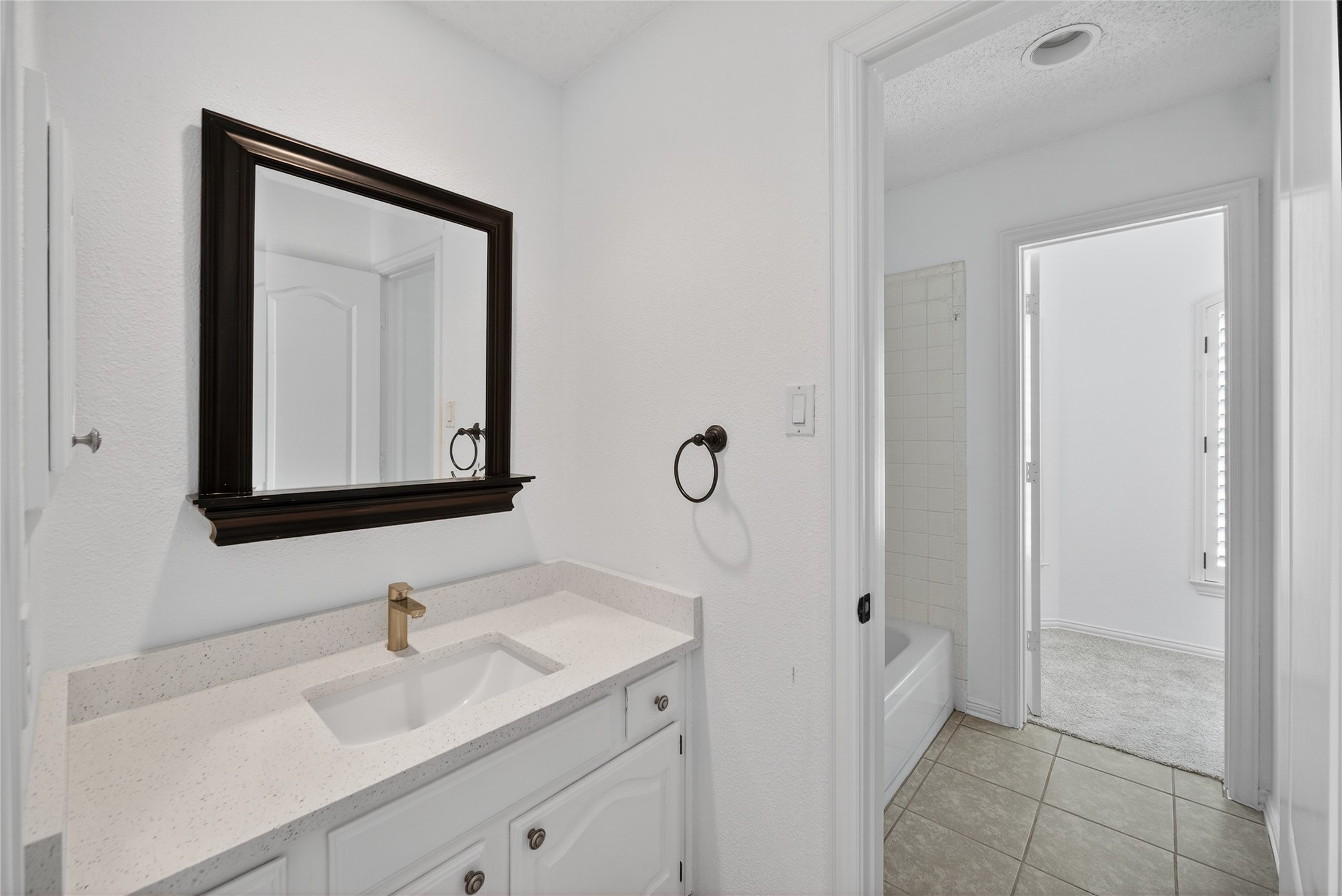 7100 Oakbrook Drive Plano TX 75025