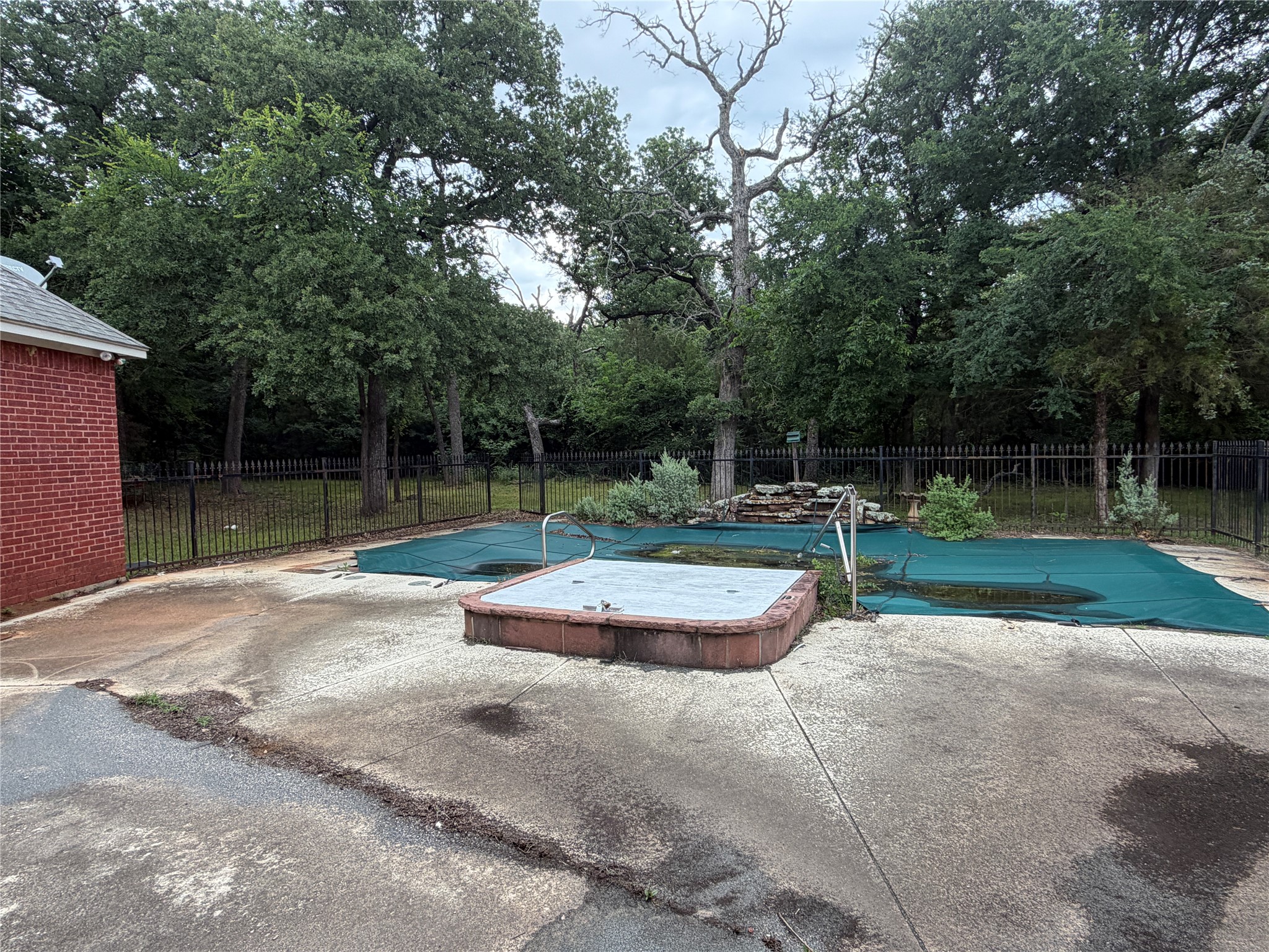 1400 Oak Point Drive Cross Roads TX 76227
