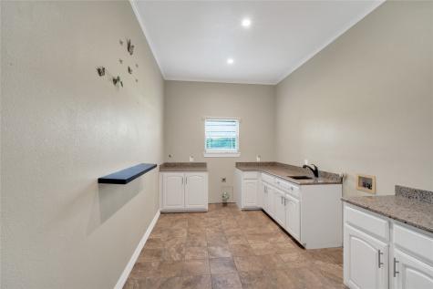185 Steel Dust Drive Red Oak TX 75154