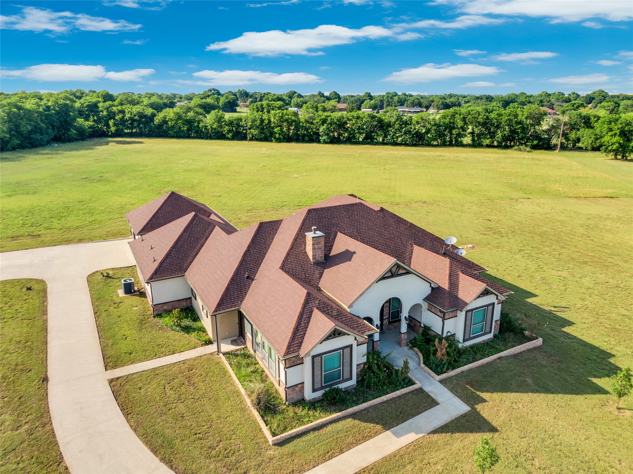 185 Steel Dust Drive Red Oak TX 75154