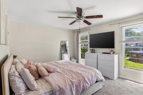 516 E Wintergreen Road Desoto TX 75115