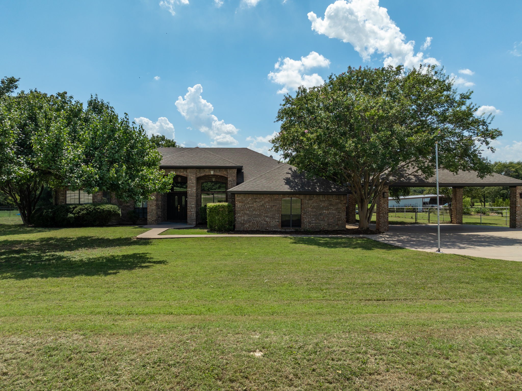 225 Hcr 3131. Hillsboro TX 76645