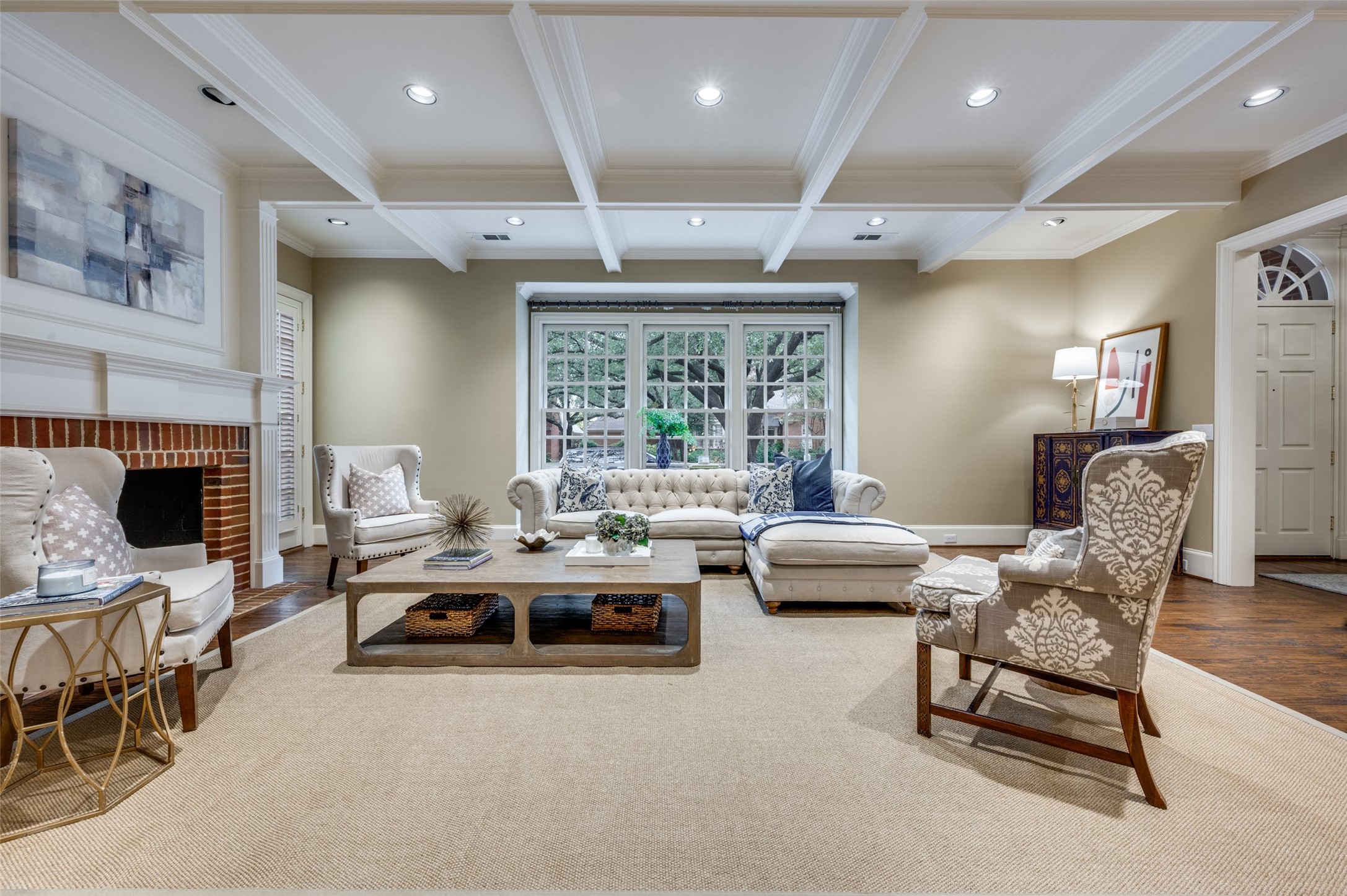 5804 Redwood Court Dallas TX 75209