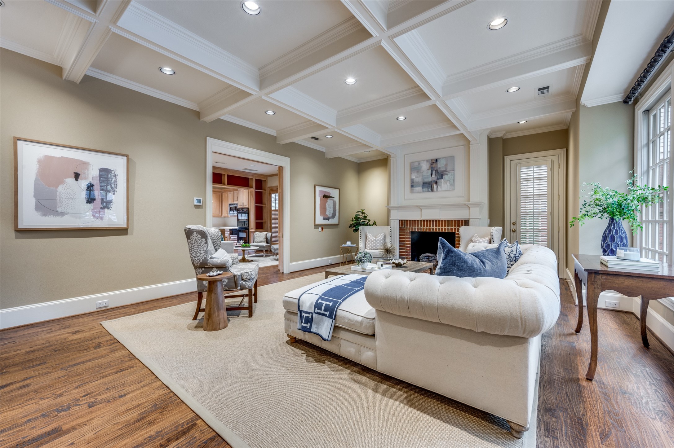 5804 Redwood Court Dallas TX 75209