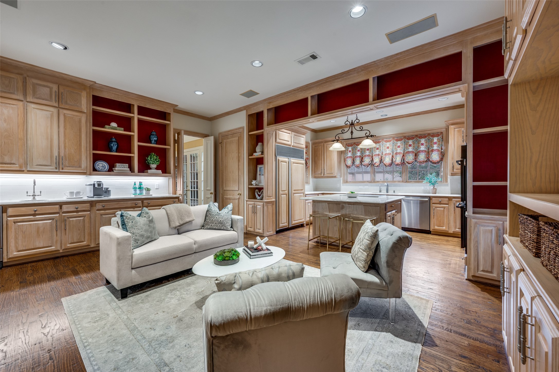 5804 Redwood Court Dallas TX 75209