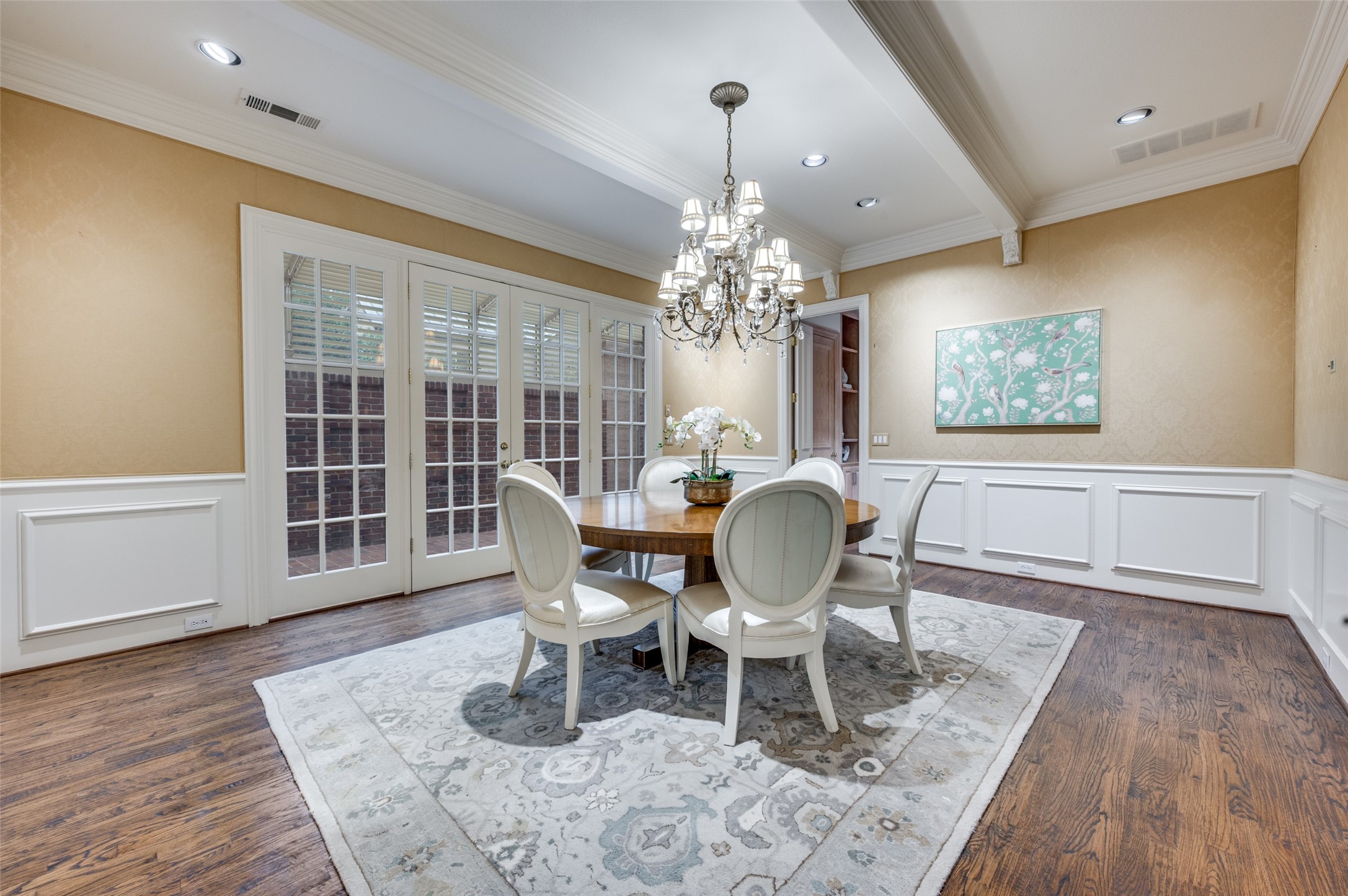 5804 Redwood Court Dallas TX 75209