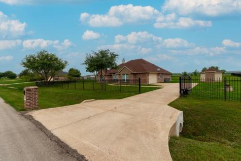 10316 Halter Drive Fort Worth TX 76126