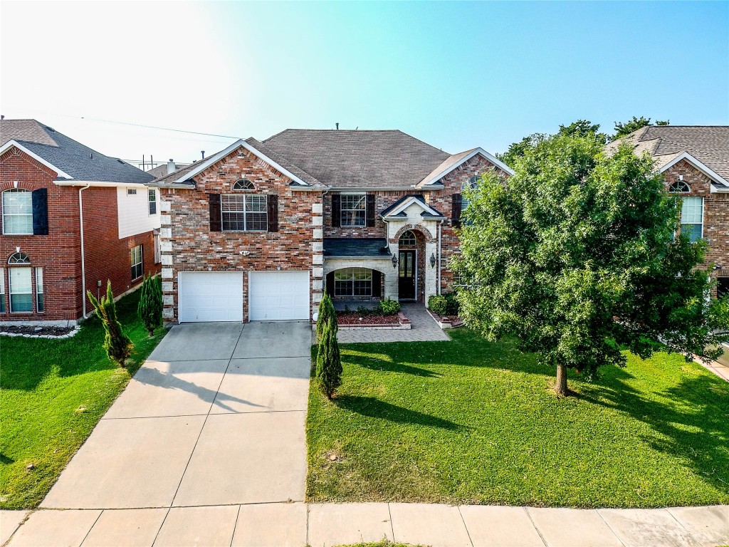 2719 Eastland Drive Grand Prairie TX 75052