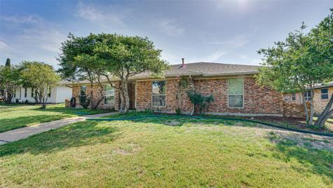 3718 Woodside Road Carrollton TX 75007