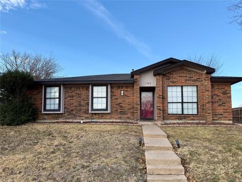 1729 Belltower Place Lewisville TX 75067