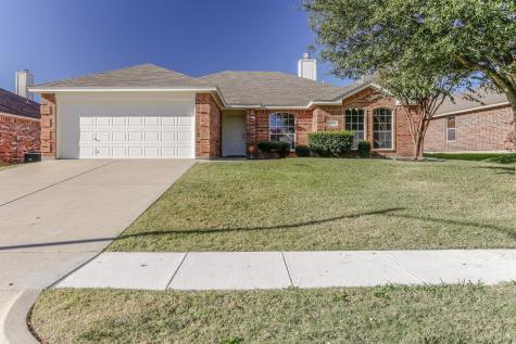 909 Sycamore Street Burleson TX 76028