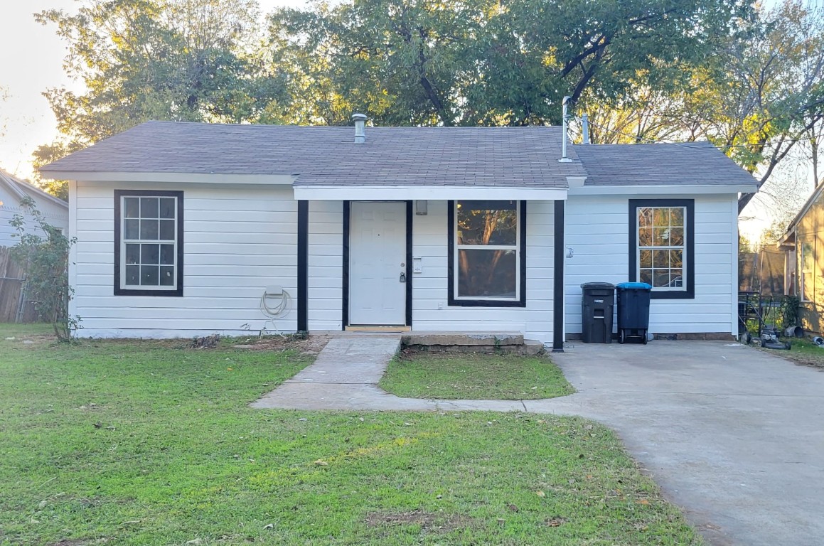 1000 Bradley Street Fort Worth TX 76105