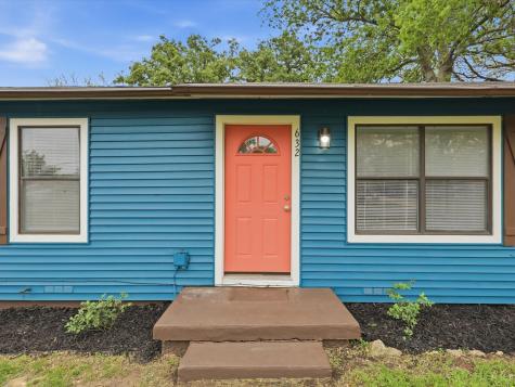 632 N Stewart Street Azle TX 76020