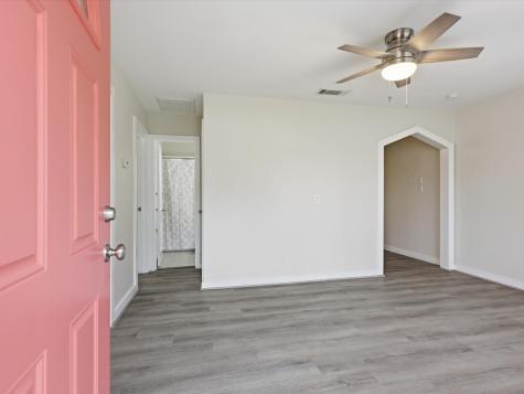 632 N Stewart Street Azle TX 76020