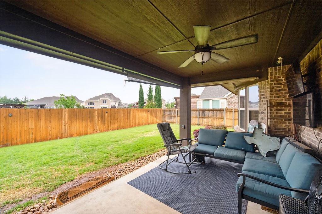 2840 Mariposa Drive Grand Prairie TX 75054