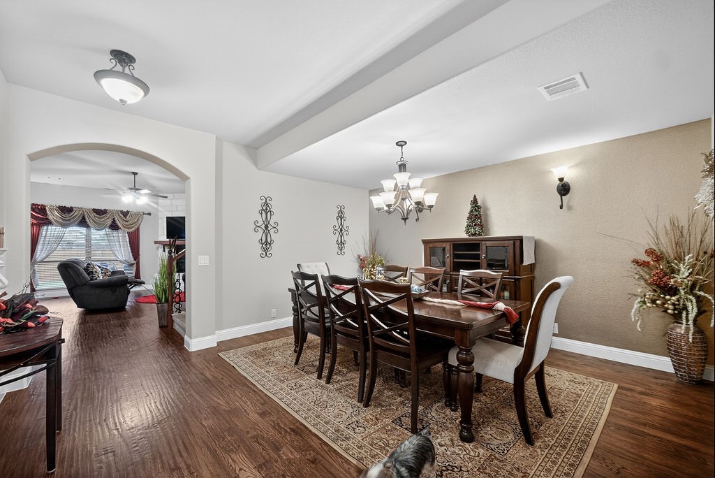 2840 Mariposa Drive Grand Prairie TX 75054
