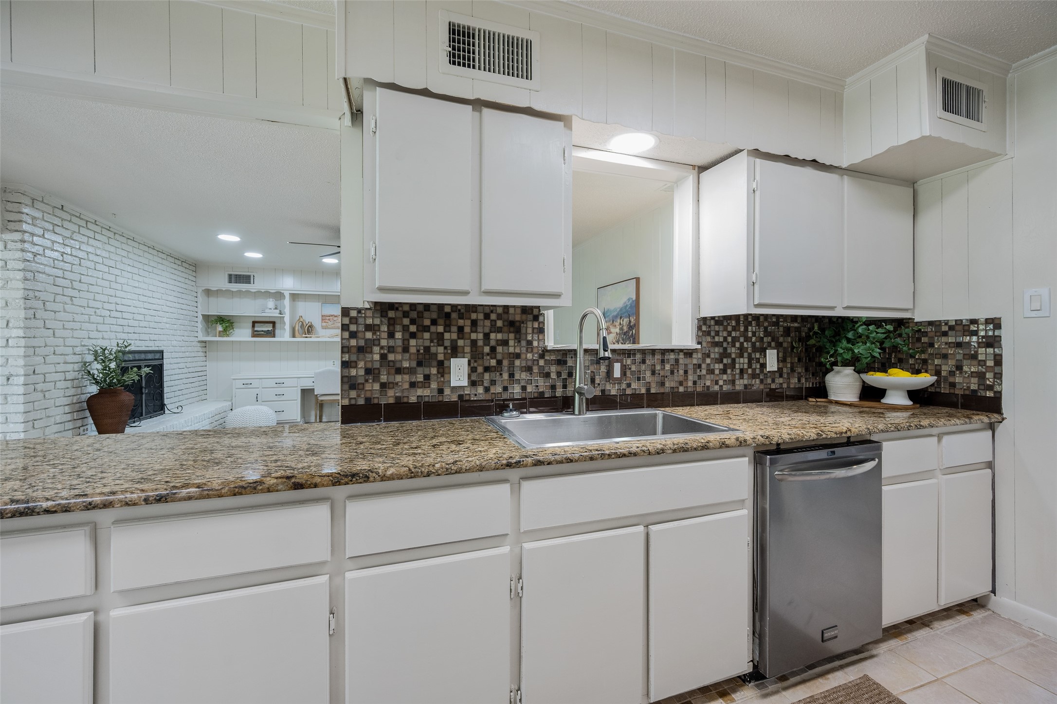 14821 Kleberg Road Dallas TX 75253