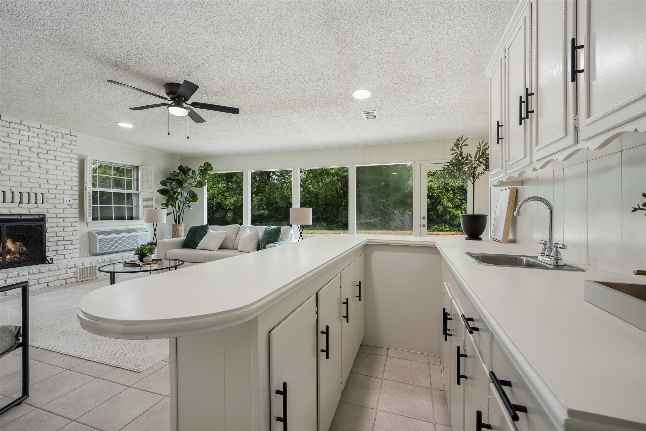 14821 Kleberg Road Dallas TX 75253