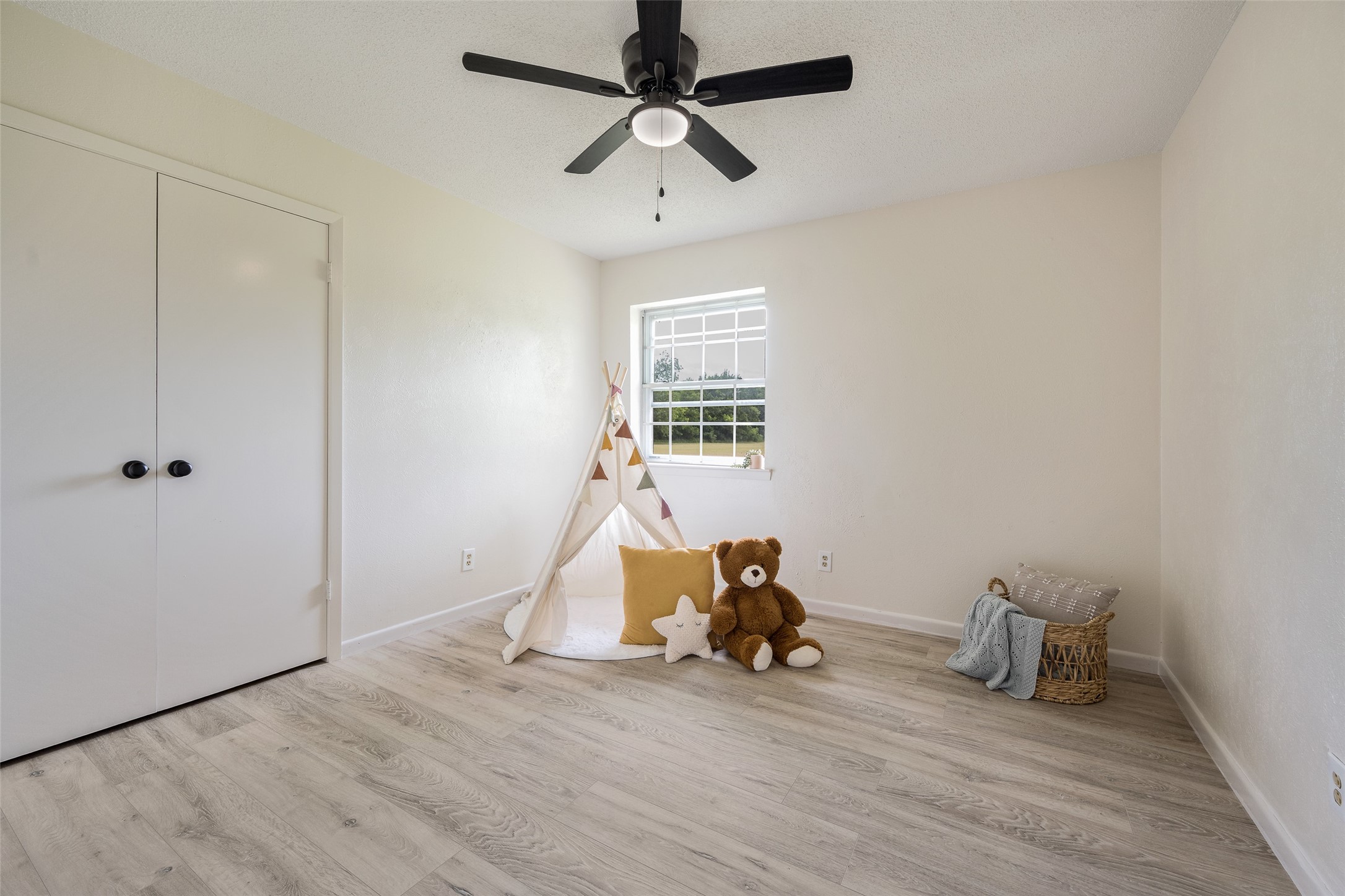 14821 Kleberg Road Dallas TX 75253