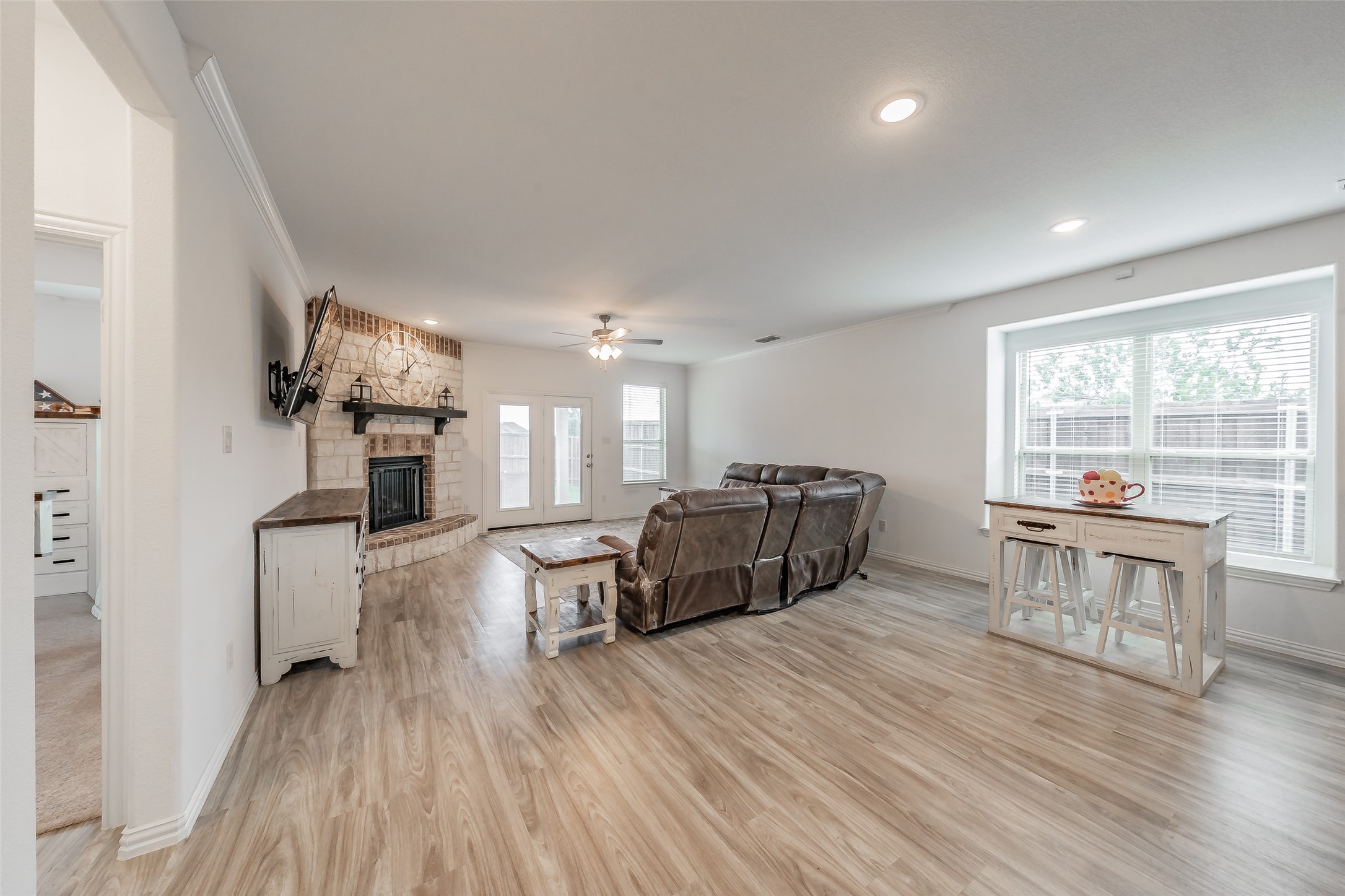 1446 White Water Way Aubrey TX 76227