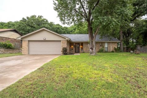 104 Camelot Drive Weatherford TX 76086