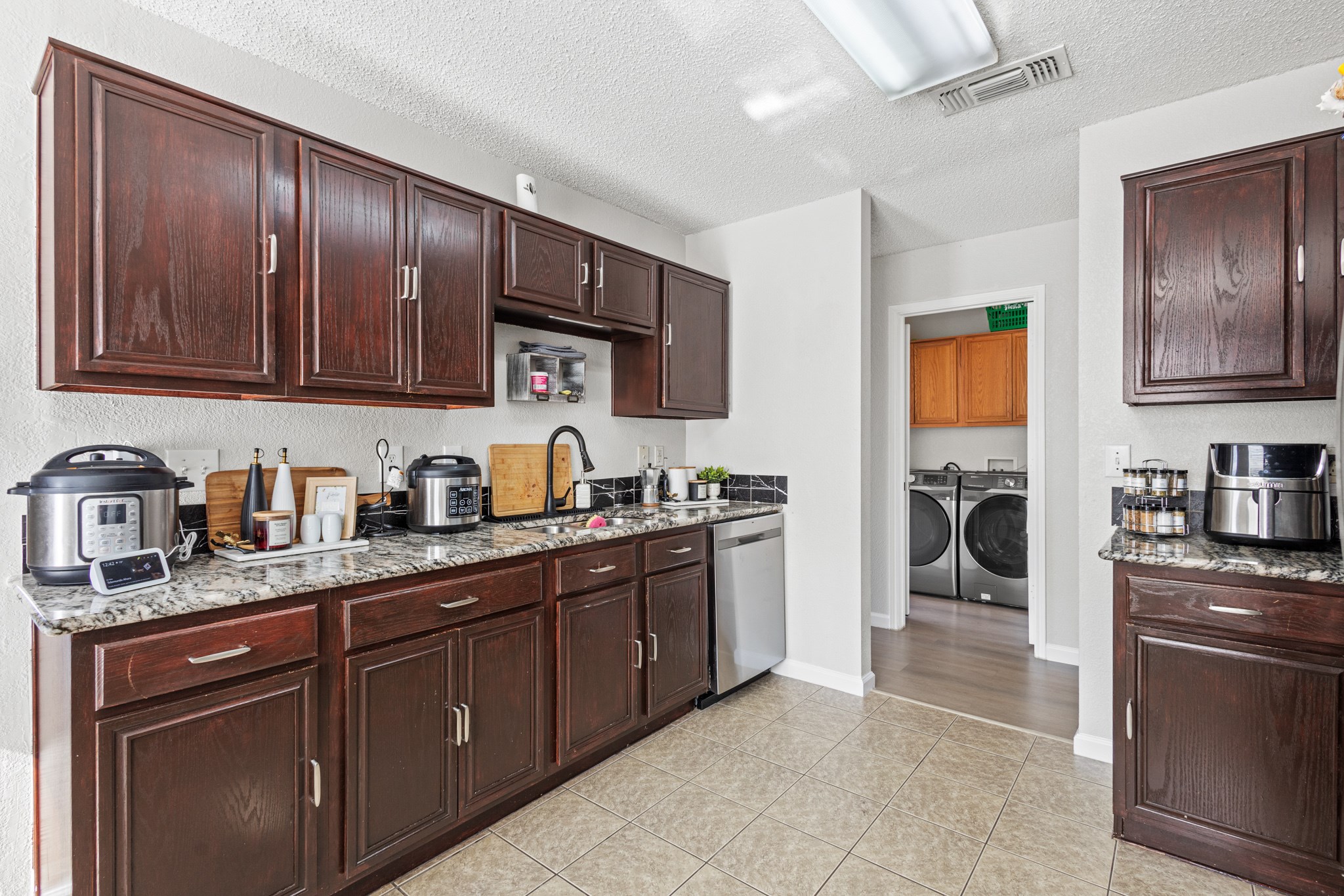 2501 Nogales Drive Fort Worth TX 76108