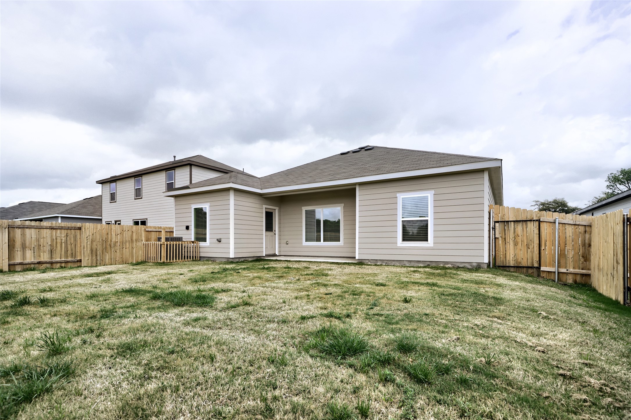 207 Southgate Drive Terrell TX 75160