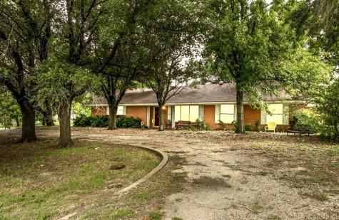 609 S Files Street Itasca TX 76055