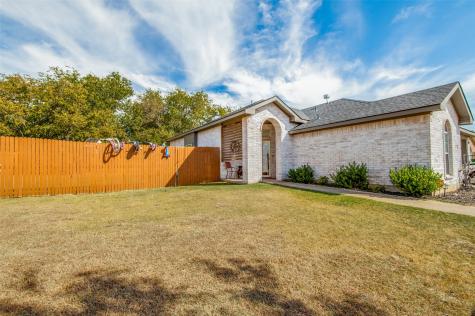 401 Troxell Boulevard Rhome TX 76078