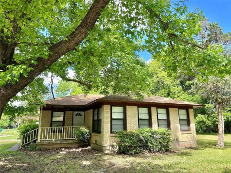 213 W Tennie Street Gainesville TX 76240