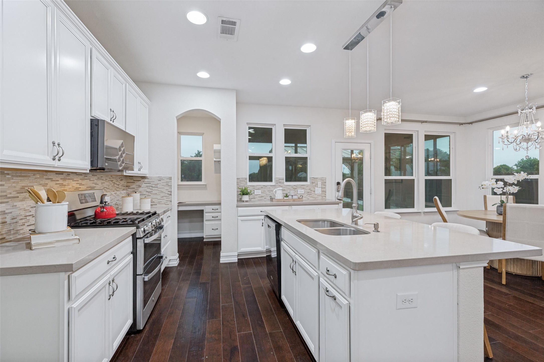 3317 Wiltshire Horn Avenue Mckinney TX 75071